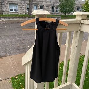 Black Women’s Sleeveless Blouse